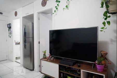 Sala de apartamento à venda com 1 quarto, 38m² em Jardim Santa Teresinha, São Paulo