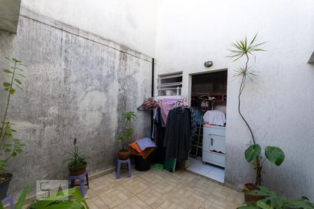 Casa à venda com 120m², 4 quartos e 3 vagas Casa à venda com 120m², 4 quartos e 3 vagasÁrea de Serviço