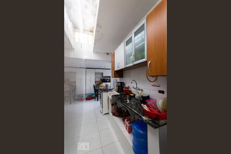 Casa à venda com 120m², 4 quartos e 3 vagas Casa à venda com 120m², 4 quartos e 3 vagasCozinha