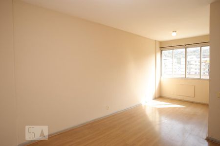 Sala de apartamento para alugar com 2 quartos, 74m² em Vila Isabel, Rio de Janeiro