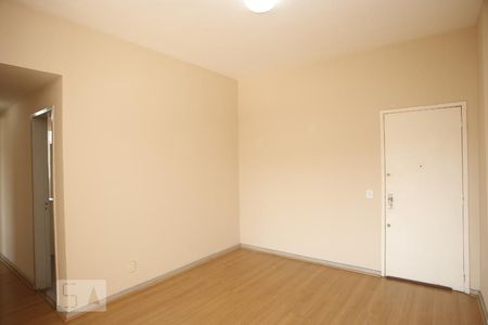 Sala de apartamento para alugar com 2 quartos, 74m² em Vila Isabel, Rio de Janeiro