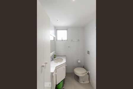 Studio para alugar com 39m², 1 quarto e 1 vaga Studio para alugar com 39m², 1 quarto e 1 vagaBanheiro