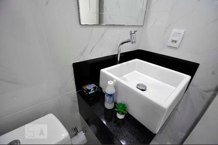 Pia do Banheiro de apartamento à venda com 2 quartos, 51m² em Umuarama, Osasco