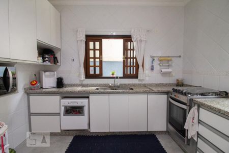 Casa à venda com 318m², 5 quartos e 8 vagasCozinha