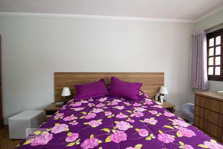 Casa à venda com 318m², 5 quartos e 8 vagasQuarto