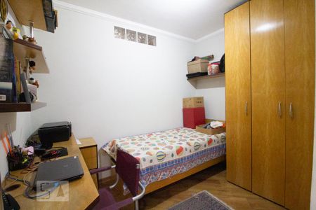 Casa à venda com 318m², 5 quartos e 8 vagas Quarto