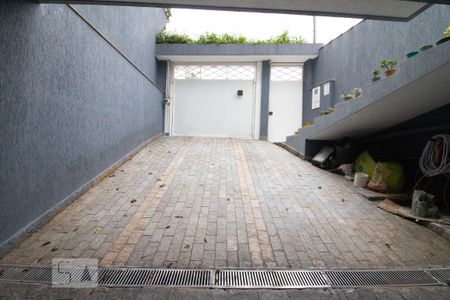 Casa à venda com 318m², 5 quartos e 8 vagasÁrea Externa