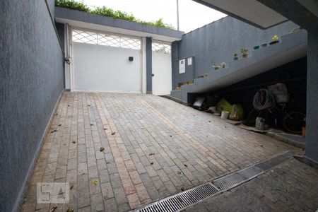 Casa à venda com 318m², 5 quartos e 8 vagasÁrea Externa