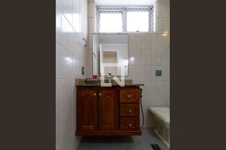 Banheiro social de apartamento à venda com 3 quartos, 125m² em Gávea, Rio de Janeiro