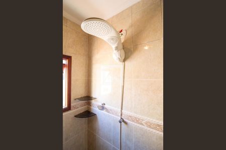 Casa à venda com 240m², 3 quartos e 3 vagasDetalhe Banheiro da Suíte