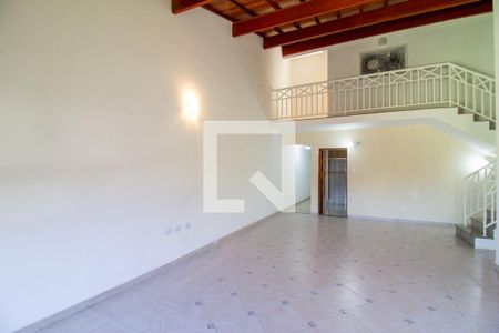 Sala de casa à venda com 3 quartos, 240m² em Parque Santo Antônio, Guarulhos