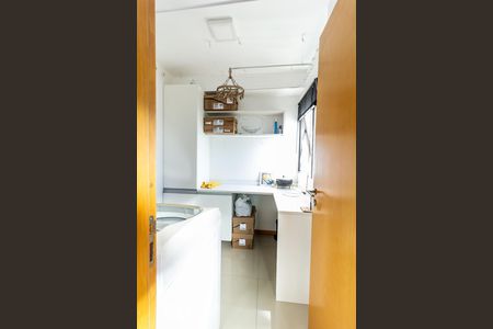 Apartamento para alugar com 88m², 3 quartos e 1 vagaÁrea de Serviço