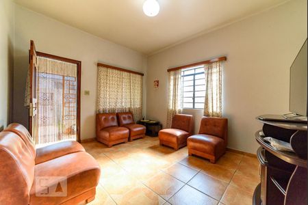 Sala de casa à venda com 2 quartos, 380m² em Rudge Ramos, São Bernardo do Campo