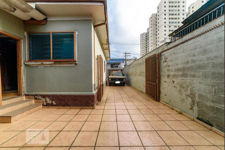Casa à venda com 380m², 2 quartos e 8 vagasÁrea Externa