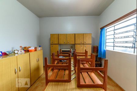 Casa à venda com 380m², 2 quartos e 8 vagasCopa