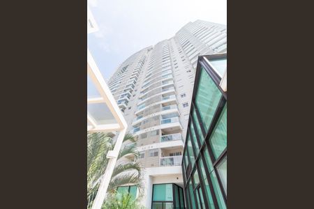 Casa à venda com 46m², 1 quarto e 1 vaga Casa à venda com 46m², 1 quarto e 1 vagaFachada