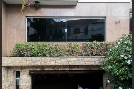 Casa à venda com 210m², 3 quartos e 3 vagasFACHADA INTENRA