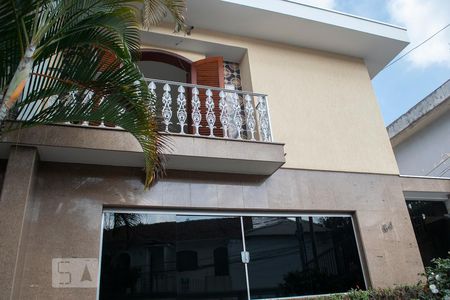 Casa à venda com 210m², 3 quartos e 3 vagasFACHADA INTERNA