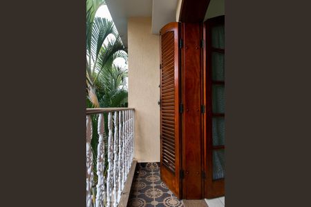 Casa à venda com 210m², 3 quartos e 3 vagasSACADA QUARTO 3 SUITE