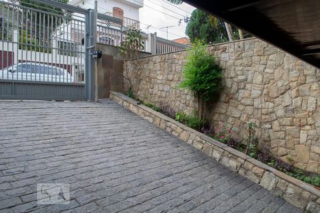Casa à venda com 210m², 3 quartos e 3 vagasGARAGEM