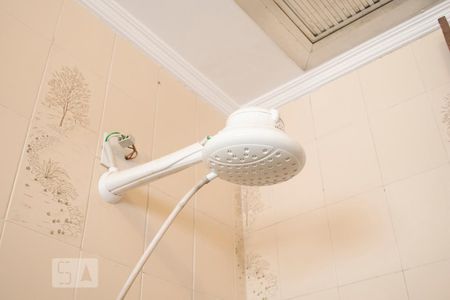 Casa à venda com 210m², 3 quartos e 3 vagasBANHEIRO