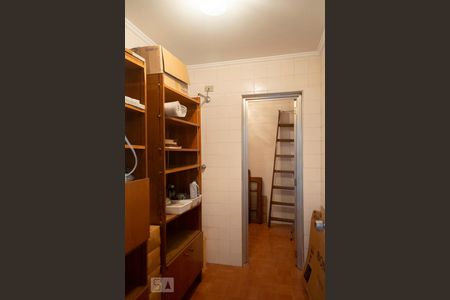 Casa à venda com 210m², 3 quartos e 3 vagasDESPENSA