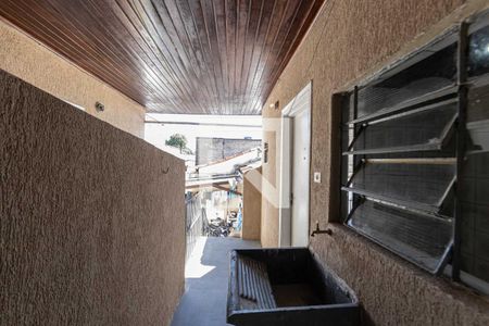 Vista Kitnet de casa para alugar com 1 quarto, 40m² em Vila Invernada, São Paulo