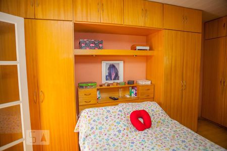 Casa à venda com 356m², 4 quartos e 2 vagasSuíte