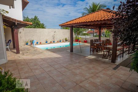 Casa à venda com 356m², 4 quartos e 2 vagasVaranda