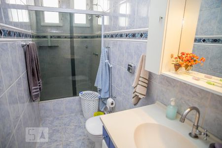 Casa à venda com 356m², 4 quartos e 2 vagasBanheiro dos quartos