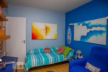 Casa à venda com 356m², 4 quartos e 2 vagasQuarto 1