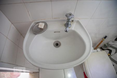 Casa à venda com 356m², 4 quartos e 2 vagasBanheiro de Serviço