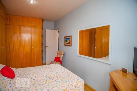 Casa à venda com 356m², 4 quartos e 2 vagasSuíte