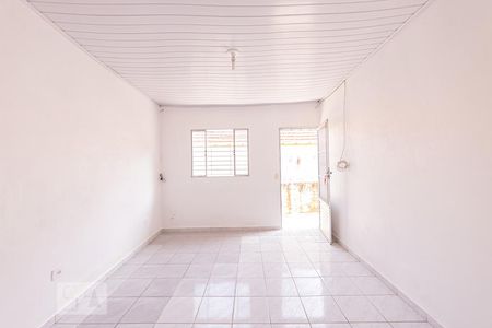 Casa para alugar com 50m², 2 quartos e sem vaga Casa para alugar com 50m², 2 quartos e sem vagaSala e Cozinha