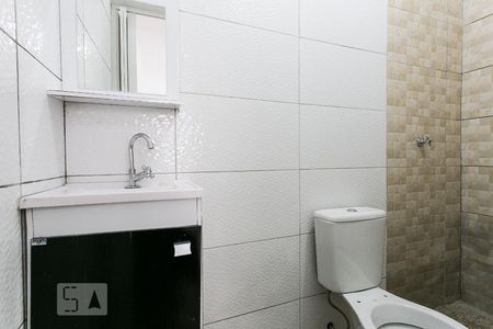Banheiro de kitnet/studio para alugar com 1 quarto, 20m² em Vila Regente Feijó, São Paulo