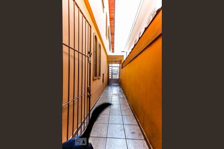 Casa à venda com 150m², 3 quartos e 3 vagas Casa à venda com 150m², 3 quartos e 3 vagasCorredor