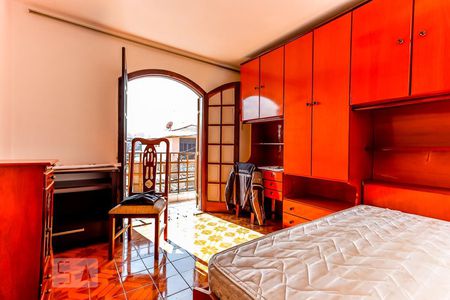 Casa à venda com 150m², 3 quartos e 3 vagas Casa à venda com 150m², 3 quartos e 3 vagasQuarto 2