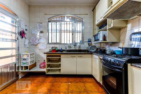 Casa à venda com 150m², 3 quartos e 3 vagas Casa à venda com 150m², 3 quartos e 3 vagasCozinha