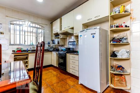 Casa à venda com 150m², 3 quartos e 3 vagas Casa à venda com 150m², 3 quartos e 3 vagasCozinha