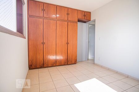 Quarto 1 de apartamento para alugar com 2 quartos, 55m² em Setor Aeroporto, Goiânia