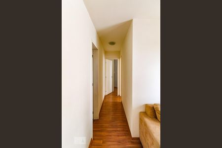 Corredor de apartamento para alugar com 2 quartos, 54m² em Gopoúva, Guarulhos