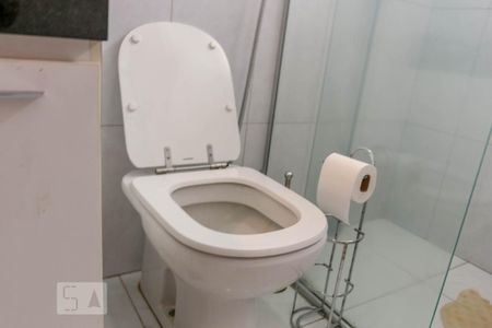 Apartamento à venda com 370m², 4 quartos e 3 vagas Apartamento à venda com 370m², 4 quartos e 3 vagasBanheiro Social