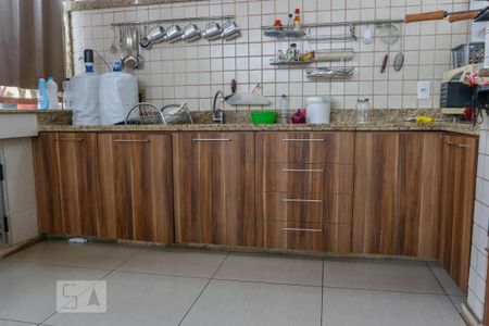 Apartamento à venda com 370m², 4 quartos e 3 vagas Apartamento à venda com 370m², 4 quartos e 3 vagasÁrea Gourmet