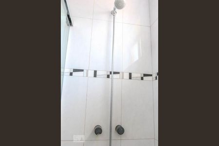 Apartamento à venda com 370m², 4 quartos e 3 vagas Apartamento à venda com 370m², 4 quartos e 3 vagasBanheiro Social