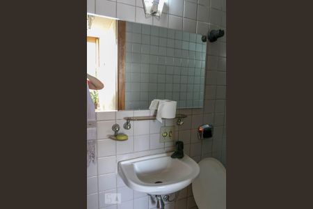 Apartamento à venda com 370m², 4 quartos e 3 vagas Apartamento à venda com 370m², 4 quartos e 3 vagasBanheiro