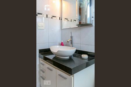 Apartamento à venda com 370m², 4 quartos e 3 vagas Apartamento à venda com 370m², 4 quartos e 3 vagasBanheiro Social