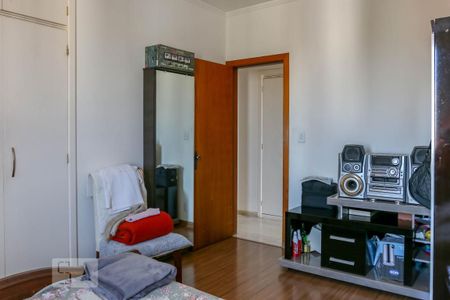 Apartamento à venda com 370m², 4 quartos e 3 vagas Apartamento à venda com 370m², 4 quartos e 3 vagasQuarto 1