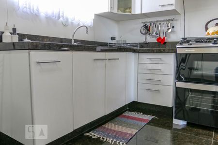 Apartamento à venda com 370m², 4 quartos e 3 vagas Apartamento à venda com 370m², 4 quartos e 3 vagasCozinha