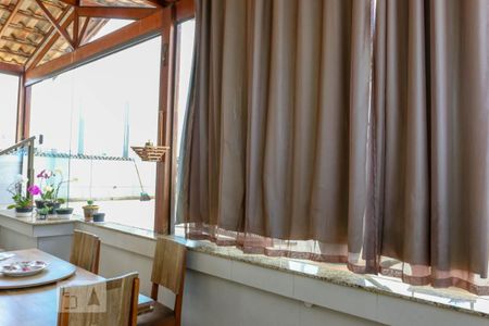 Apartamento à venda com 370m², 4 quartos e 3 vagas Apartamento à venda com 370m², 4 quartos e 3 vagasÁrea Gourmet