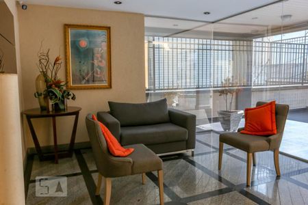 Apartamento à venda com 370m², 4 quartos e 3 vagas Apartamento à venda com 370m², 4 quartos e 3 vagasHall de Entrada